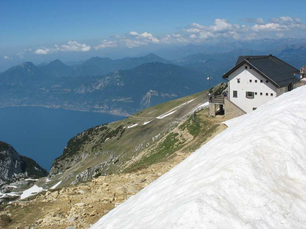 Rifugio BARANA al Telegrafo